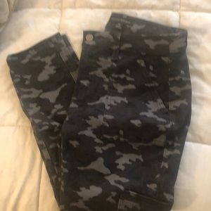 Cargo Camo pant